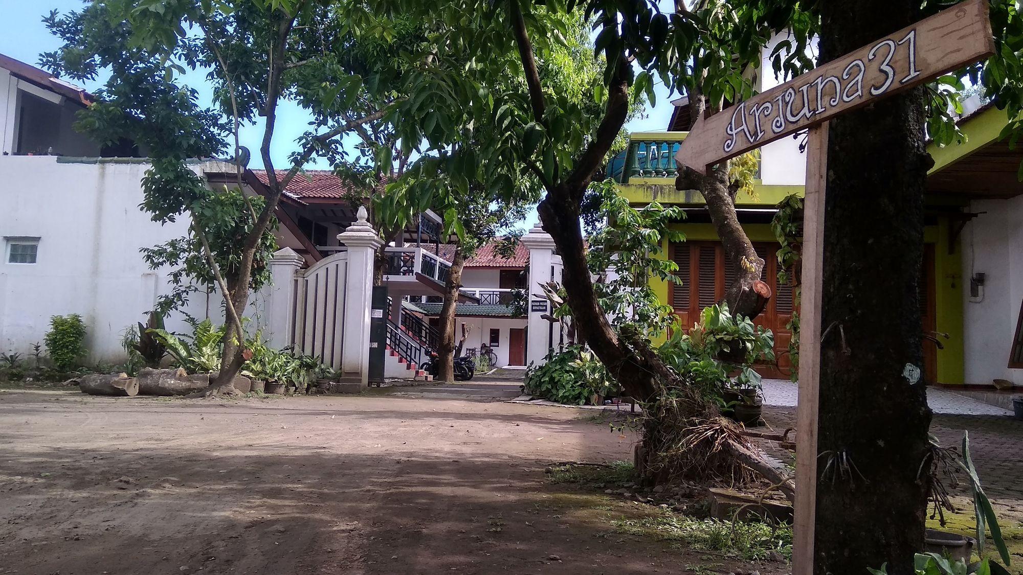 Arjuna 31 Yogyakarta Ngoại thất bức ảnh